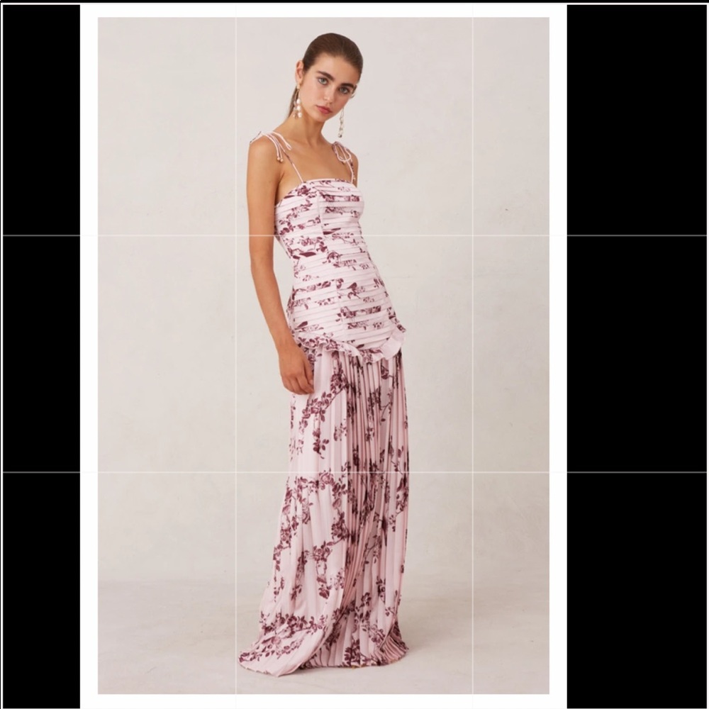 Keepsake The Label - Belle Gown - Picture 2 of 7
